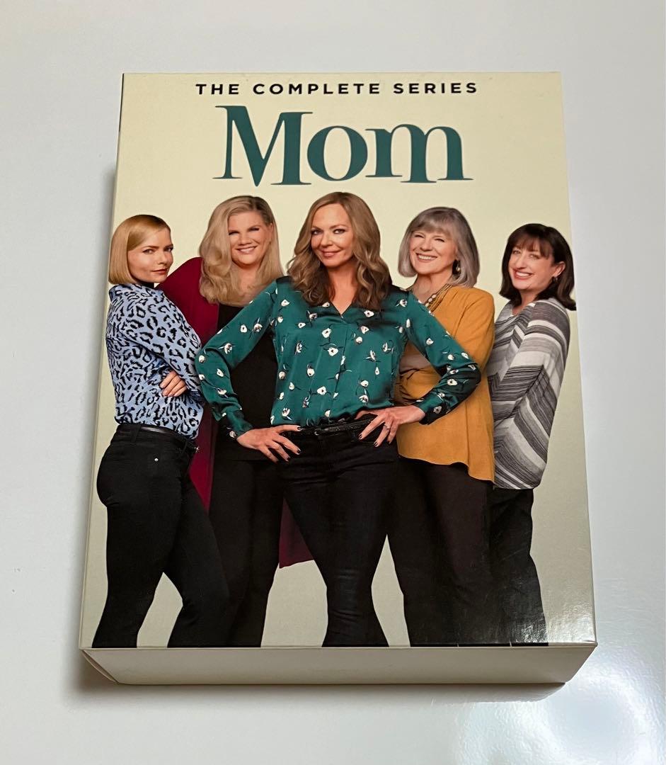海外ドラマ「Mom」season1〜season8 コンプリートBOX
