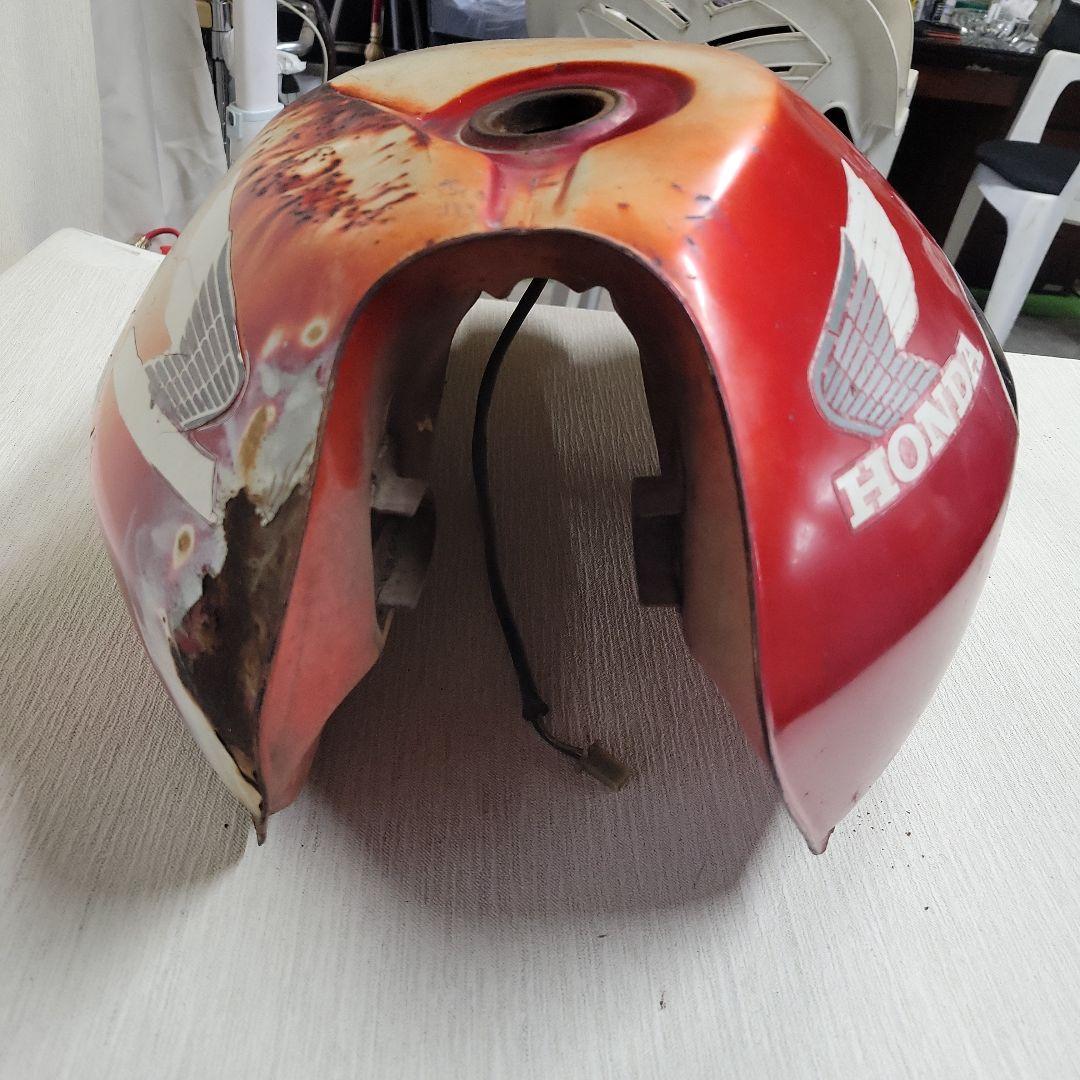 HONDA　CBX400F　タンク