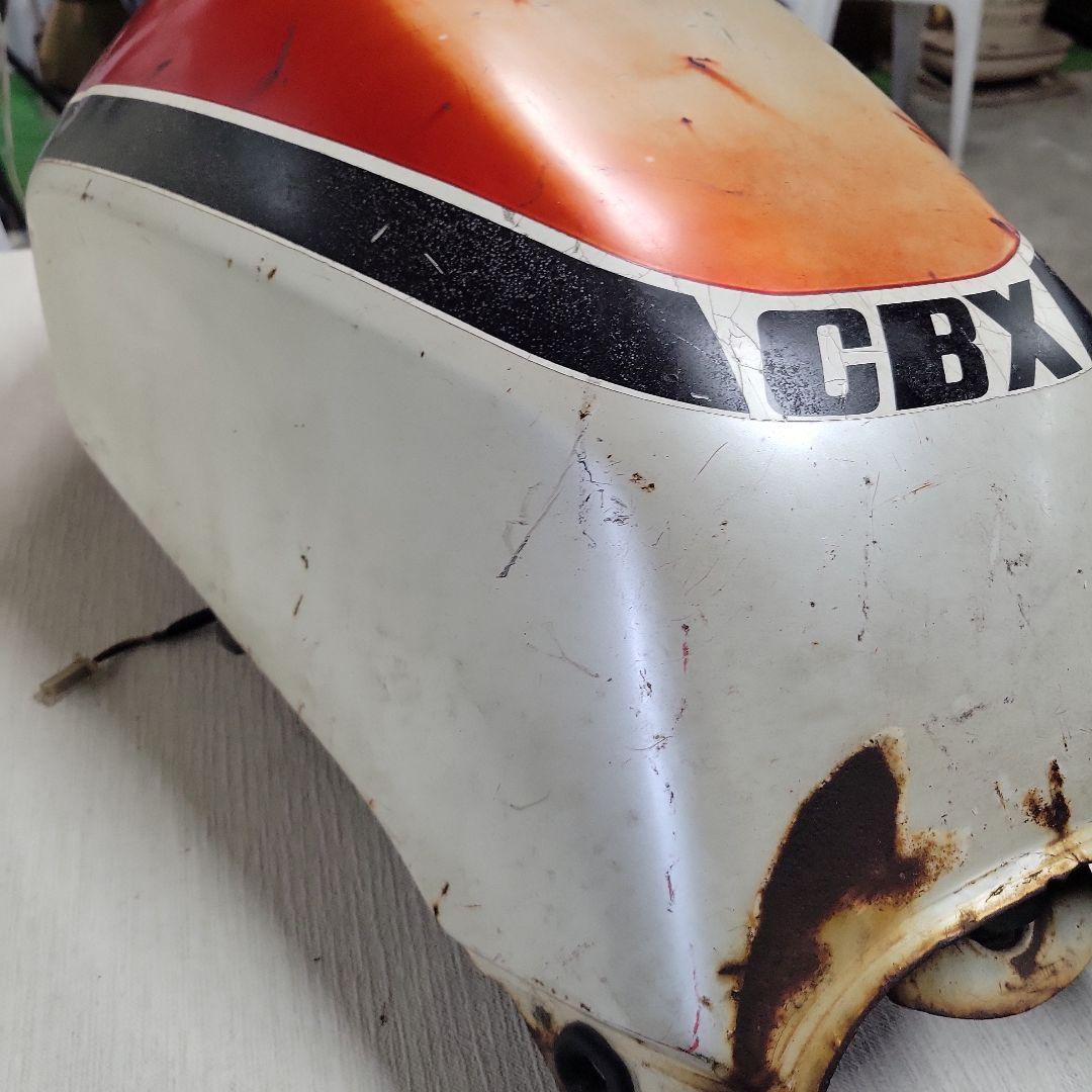 HONDA　CBX400F　タンク