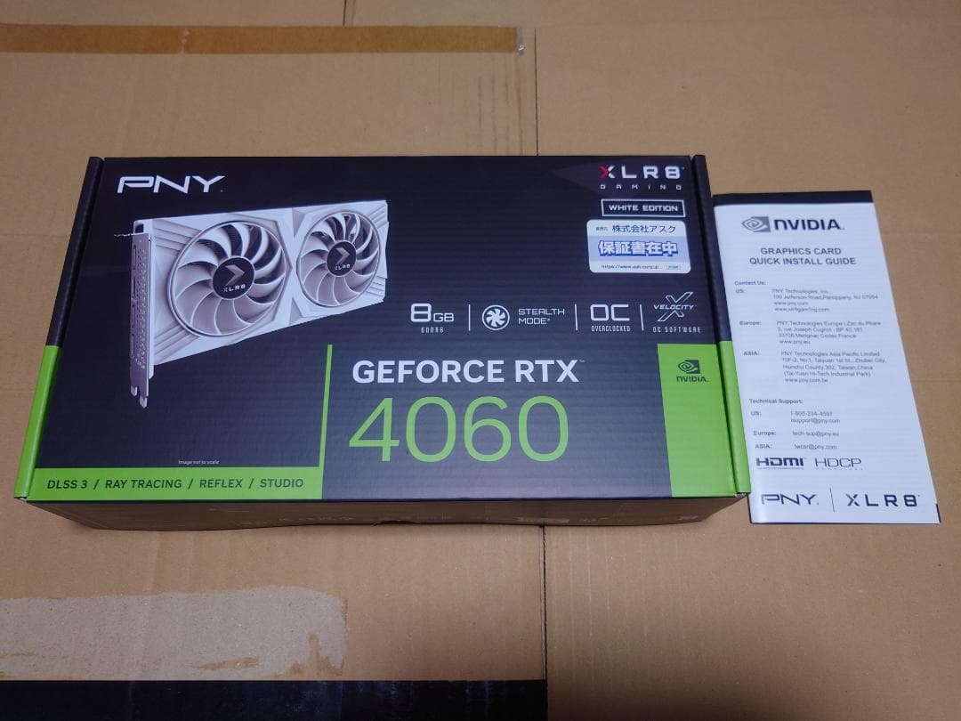 PNY GeForce RTX 4060 8GB ホワイトカラー