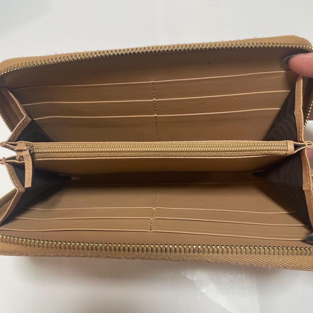グッチ　長財布　ラウンドジップファスナー　ピンクベージュ　型押し　マイクロシマ