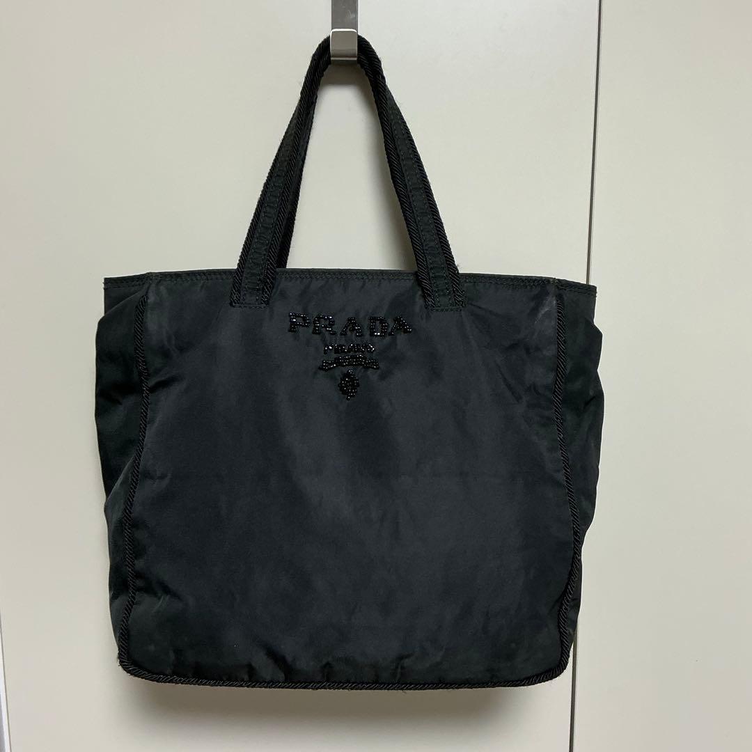 PRADA ナイロン ハンドバッグ 黒　ロゴビーズ刺繍