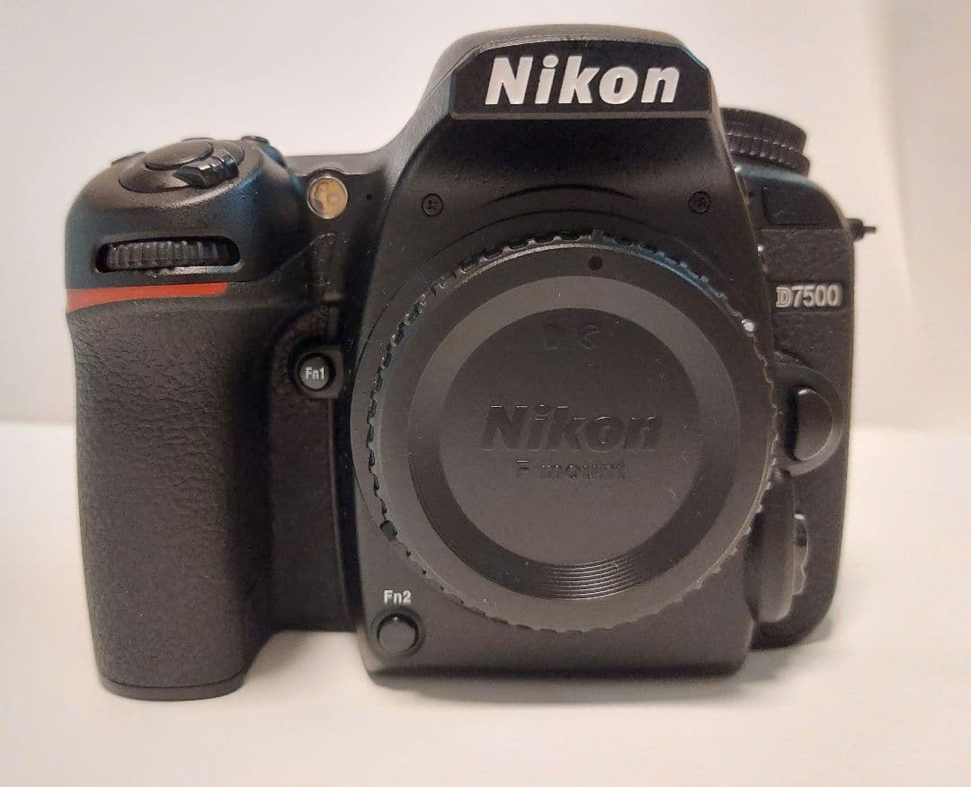 【美品】Nikon D7500 18-140VR レンズキット