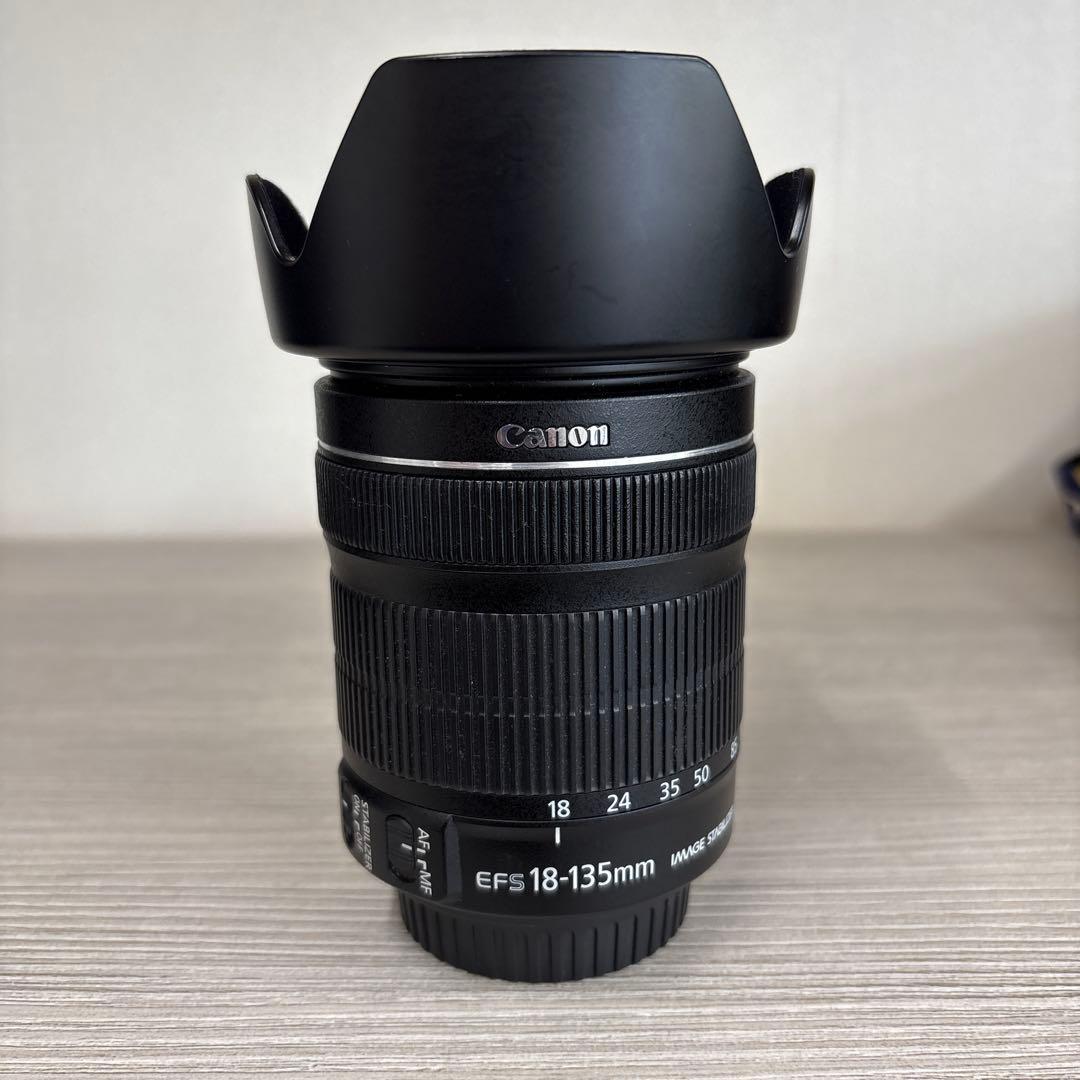 キャノン EF-S 18-135mm ズームレンズ ピントベタ有