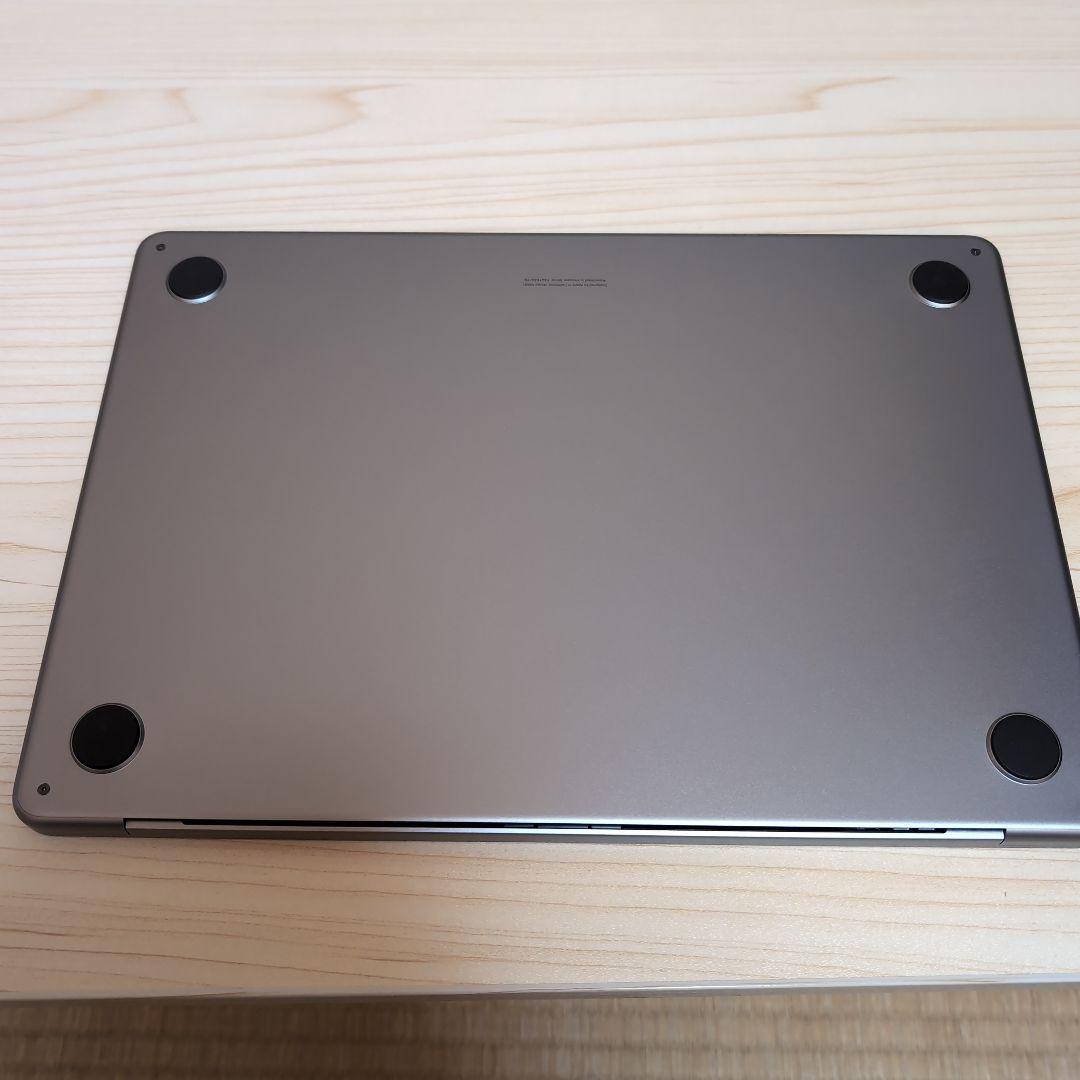 Apple MacBook Air M2 2022 本体　スペースグレイ