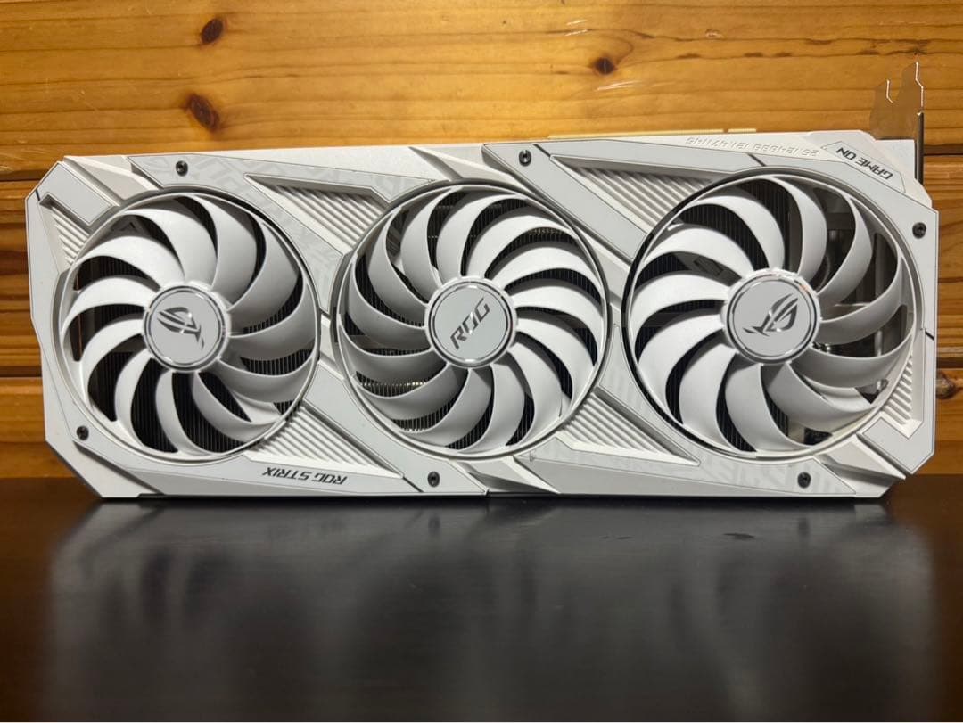 グラフィックボード・グラボ・ビデオカード ASUS ROG STRIX GeForce RTX 3070 8GB