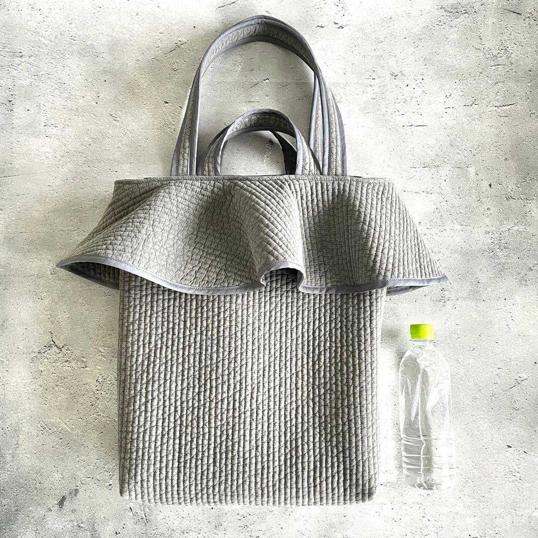 ヌビ　フリル縦型トートバッグ　肩掛け　大きめ　2way グレー　ハンドメイド