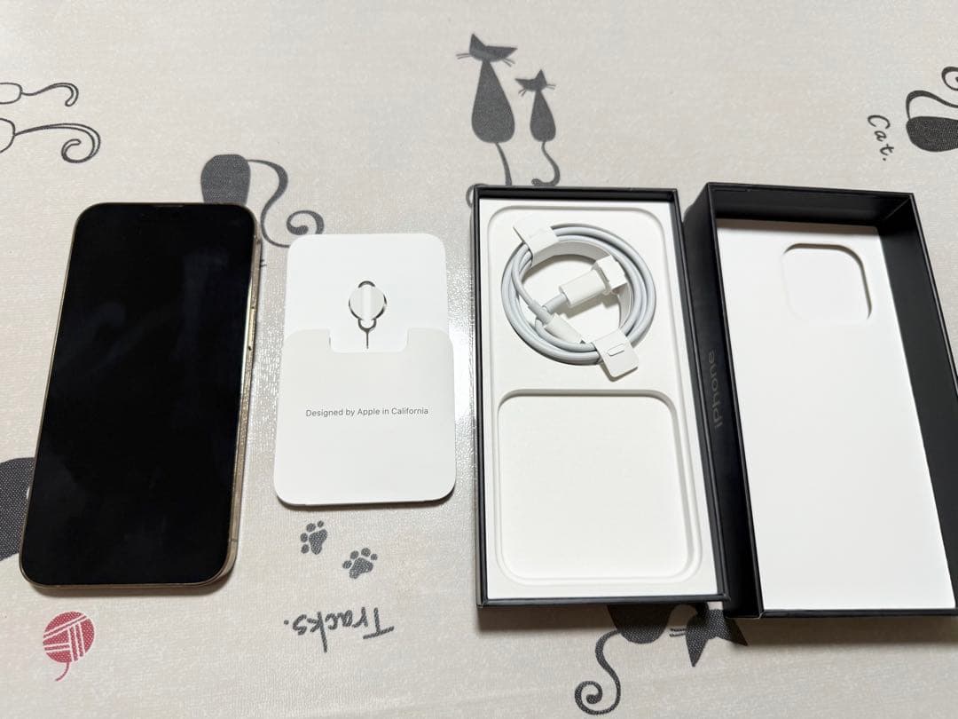 Apple iPhone 13 Pro ゴールド 本体および付属品セット