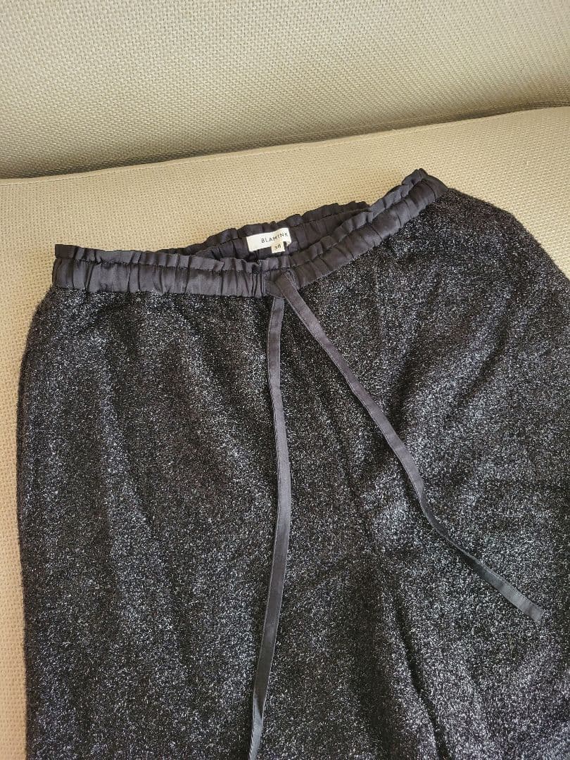 【sunu】BLAMINK 翁安芸さん着用 黒ラメ ドローストパンツ