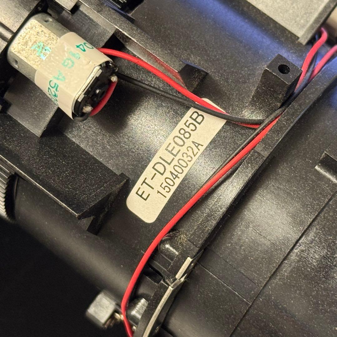 Panasonic プロジェクター用 短焦点ズームレンズ ET-DLE085