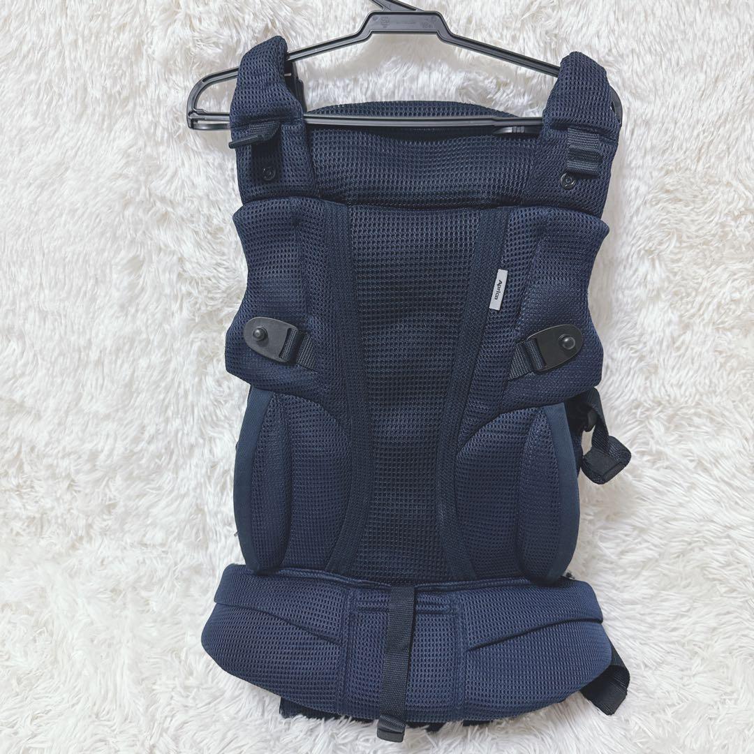 アップリカ　Aprica ラクリス　ネイビー　抱っこ紐 メッシュ