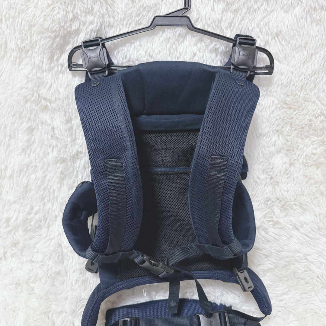 アップリカ　Aprica ラクリス　ネイビー　抱っこ紐 メッシュ