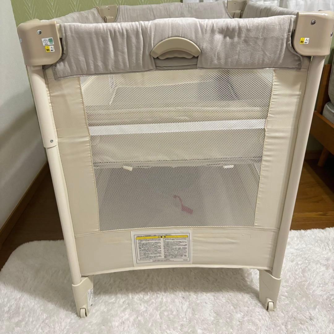＊美品＊アップリカ　ココネルエアープラス　AB ベビーベッド