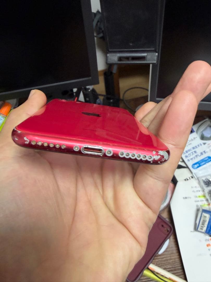 Apple iPhone SE 256GB ケース付き