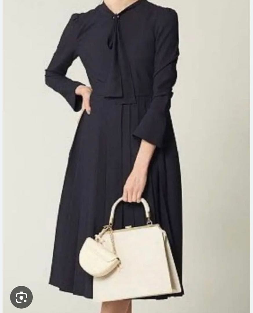 CELFORD ネイビー ワンピース　オケージョン