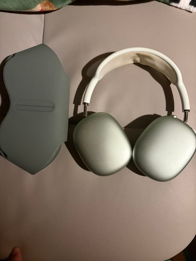 AirPods Max ミッドナイトグリーン 本体