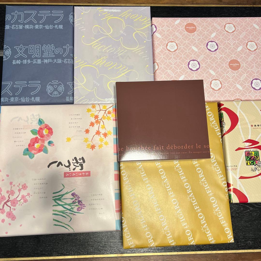 お菓子10箱 他キャノーラ油など