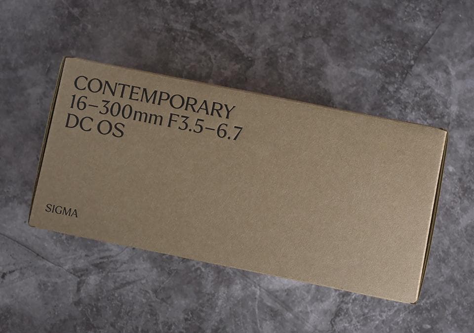 SIGMA 16-300mm F3.5-6.7 DC OS ズームレンズ