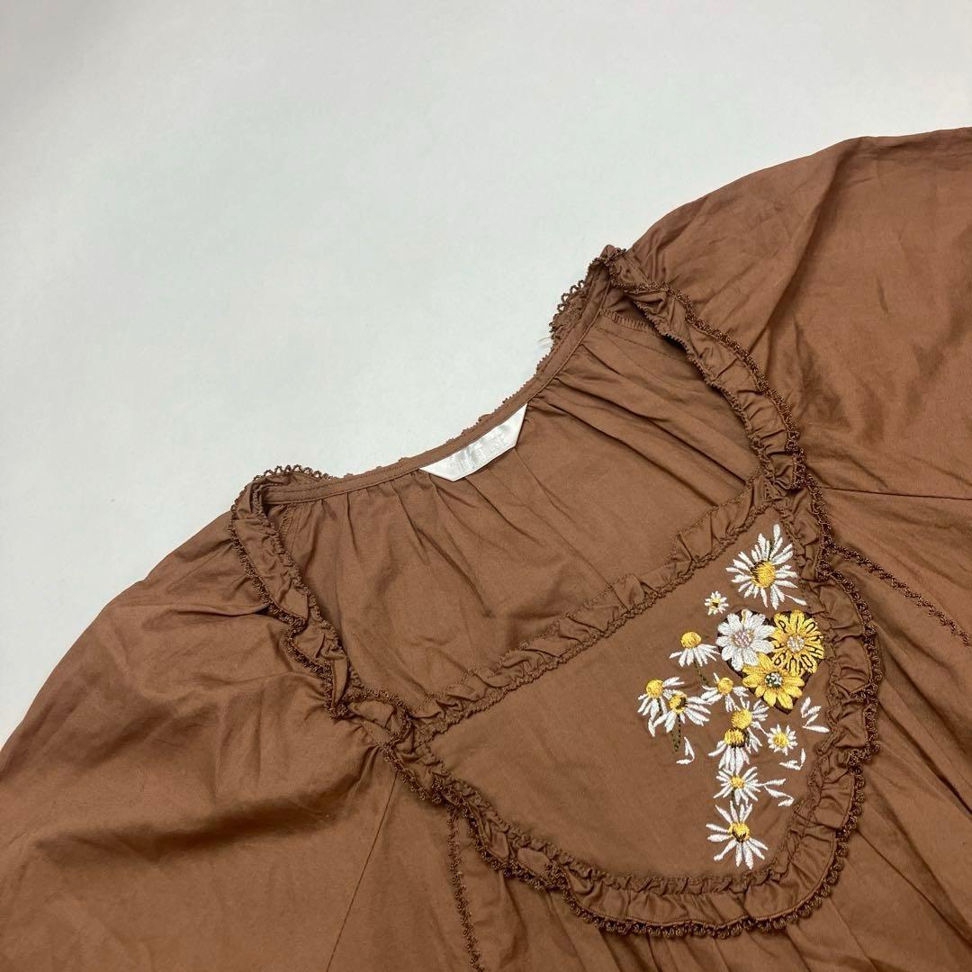 【美品】ピンクハウス ブラウン うさちゃん お花刺繍使い ブラウス