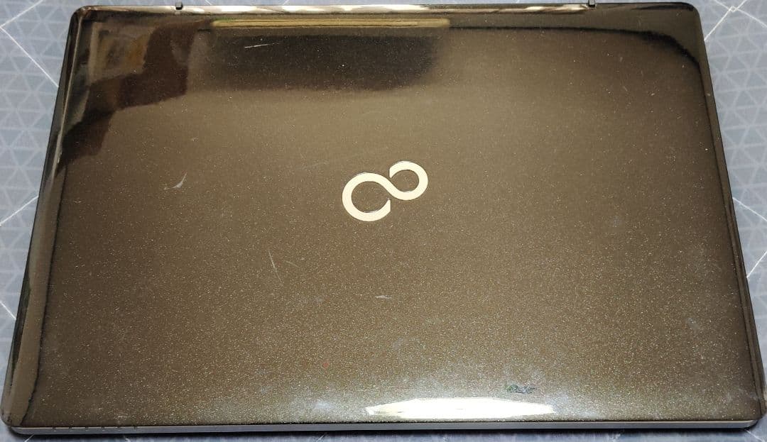 ラスト[富士通]LIFEBOOK AH90/X(FMVA90X)