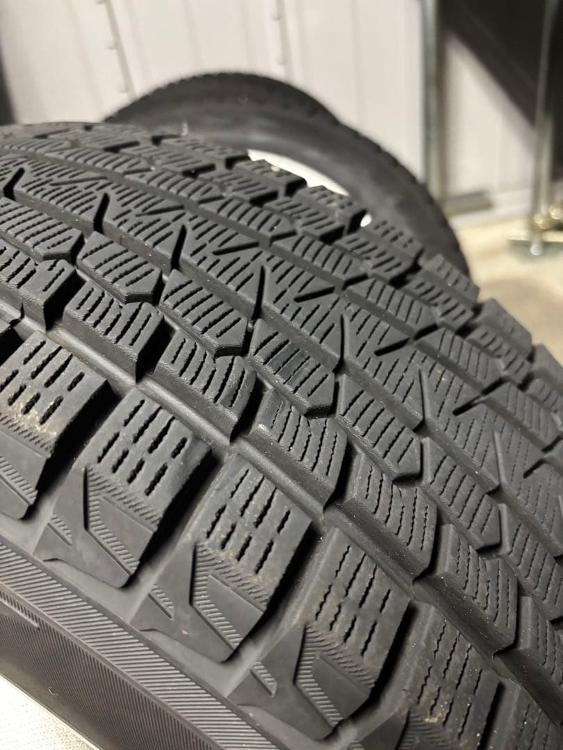 18インチ　スタッドレス　タイヤ　アルミ225/60R18 ハリアー80