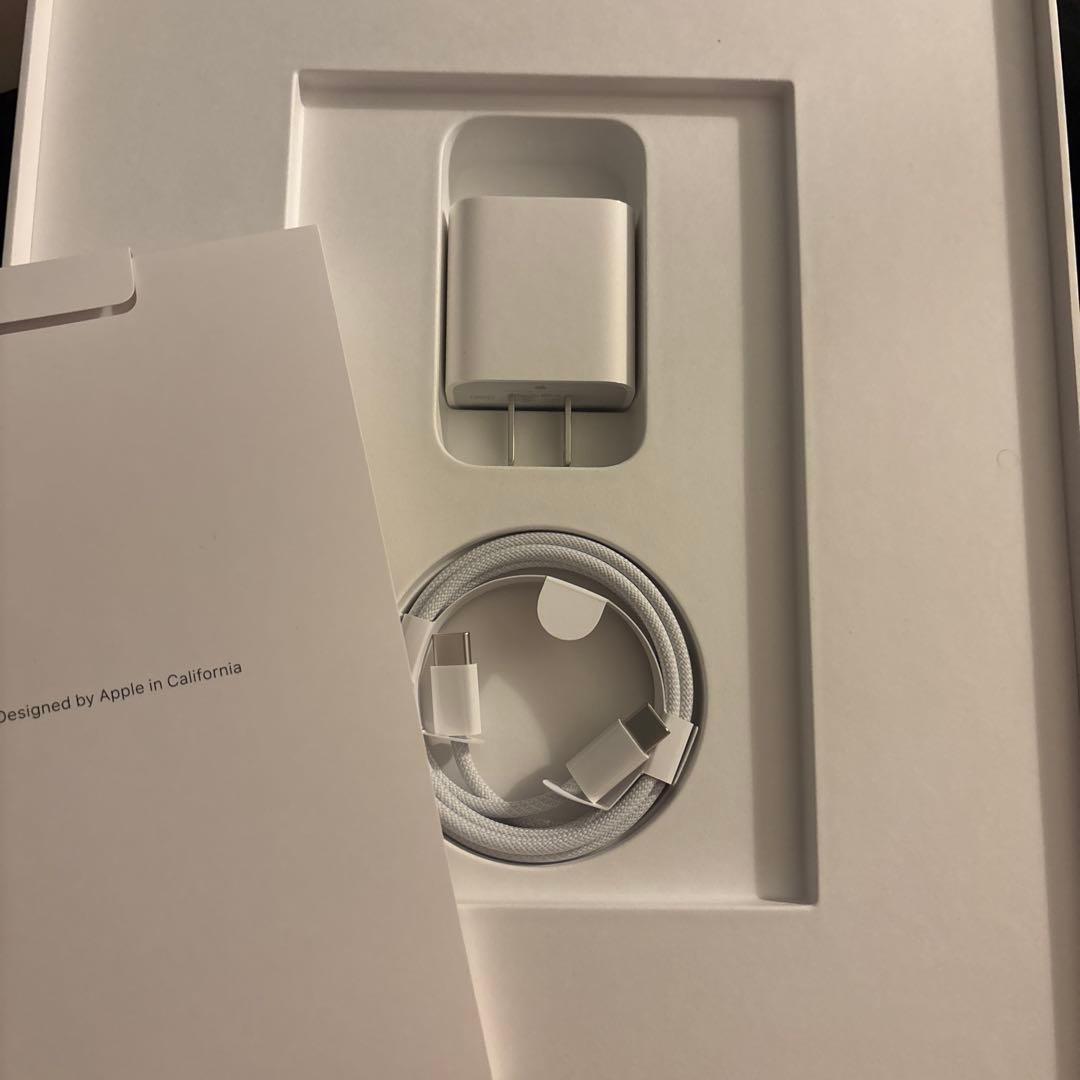 iPad Air (第7世代) 128GB wifiモデル　パープル　保証付