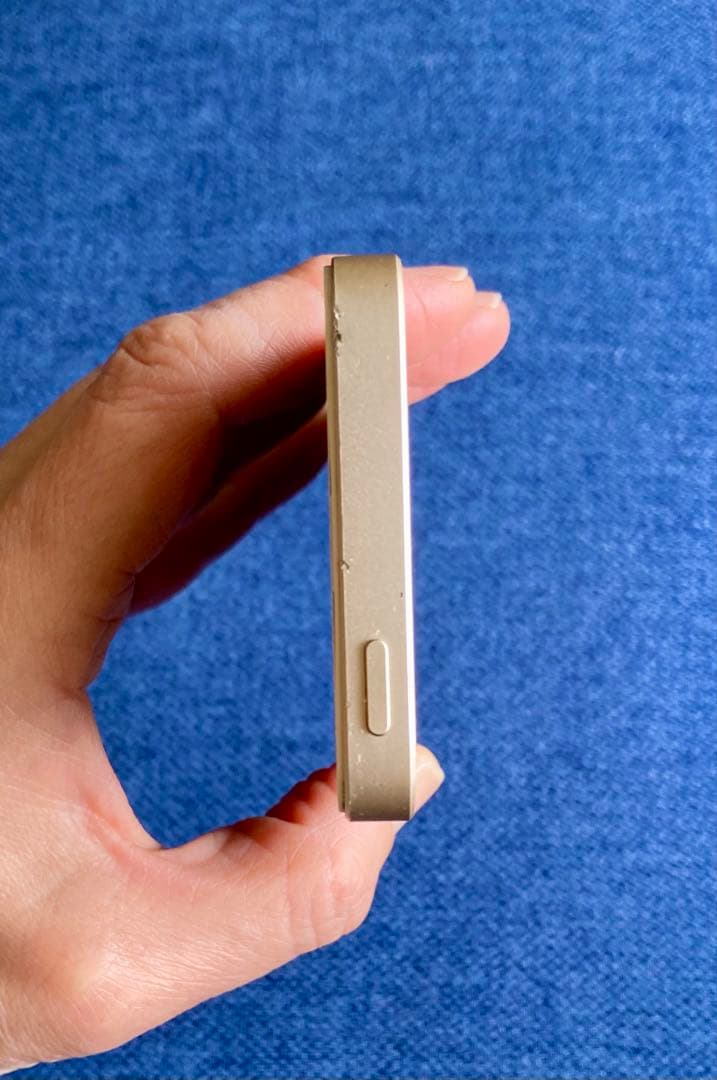 スマートフォン本体 iPhone SE 128GB