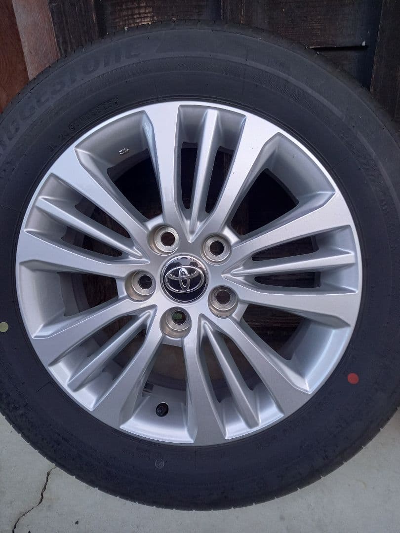 ゆきです！トヨタ 16インチ ホイールセット ブリヂストン