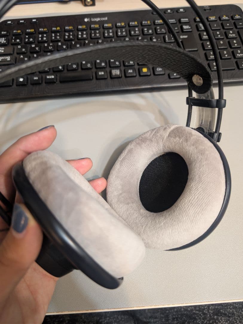 【年内限定値下げ中】AKG K702 ヘッドフォン