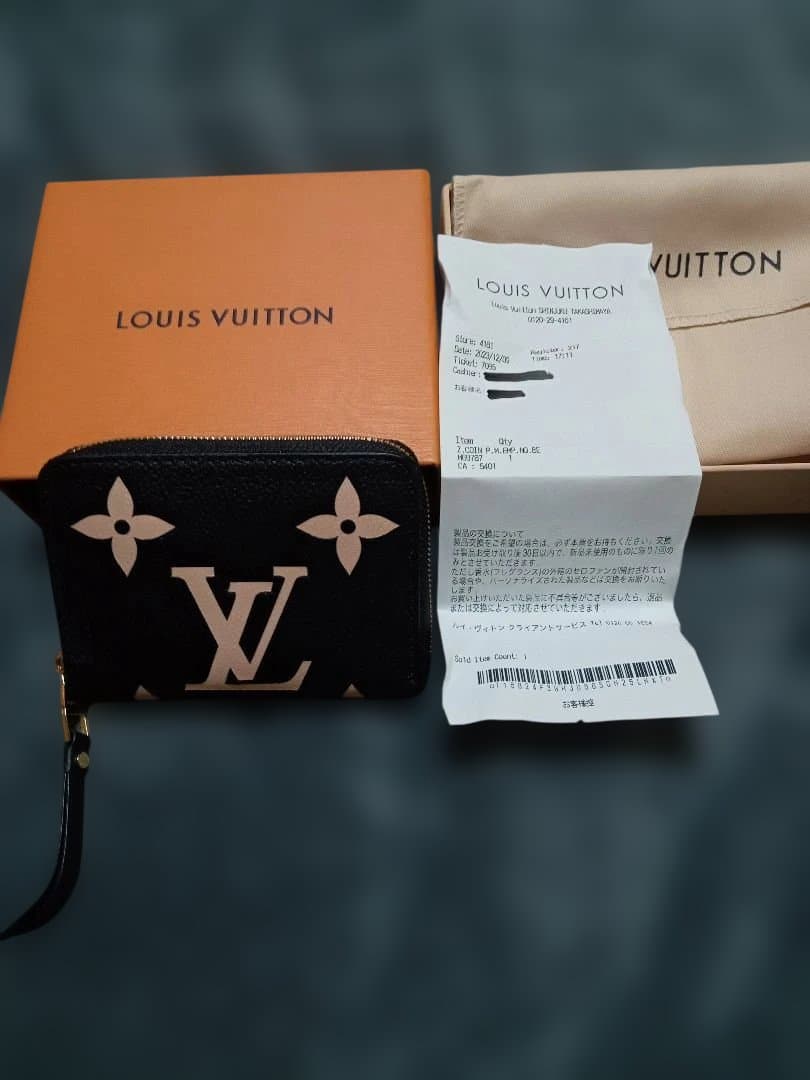 LOUIS VUITTON ケース・小銭入れかなり綺麗な商品