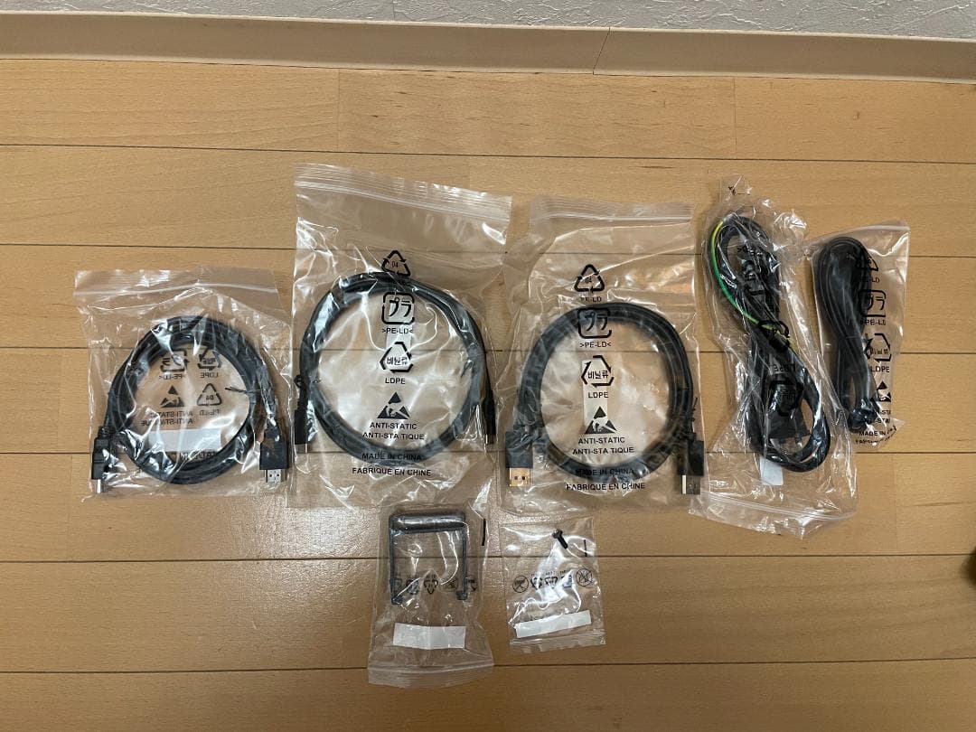 LG 28MQ750-C 2560×2880 ディスプレイ 920時間