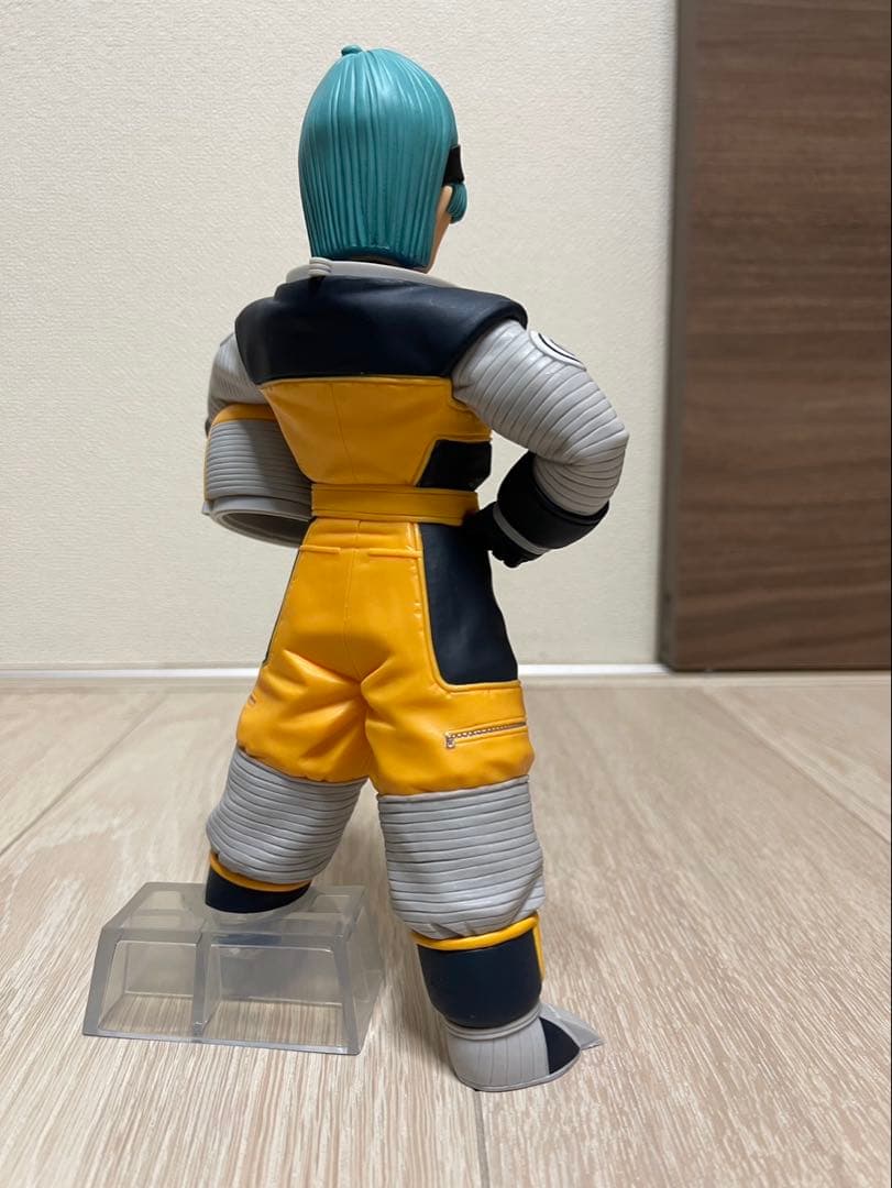 ドラゴンボール 一番くじ ブルマ トランクス 2体セット