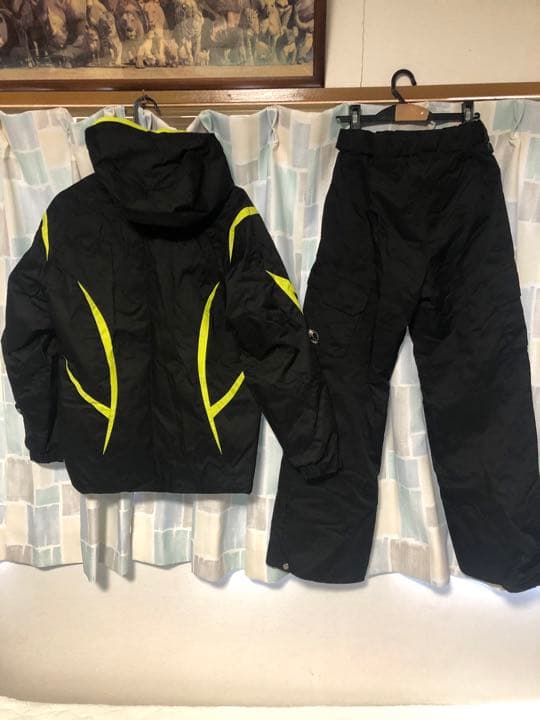 エレッセ　ellesse スキーウェア　上下セット　Ｌサイズ