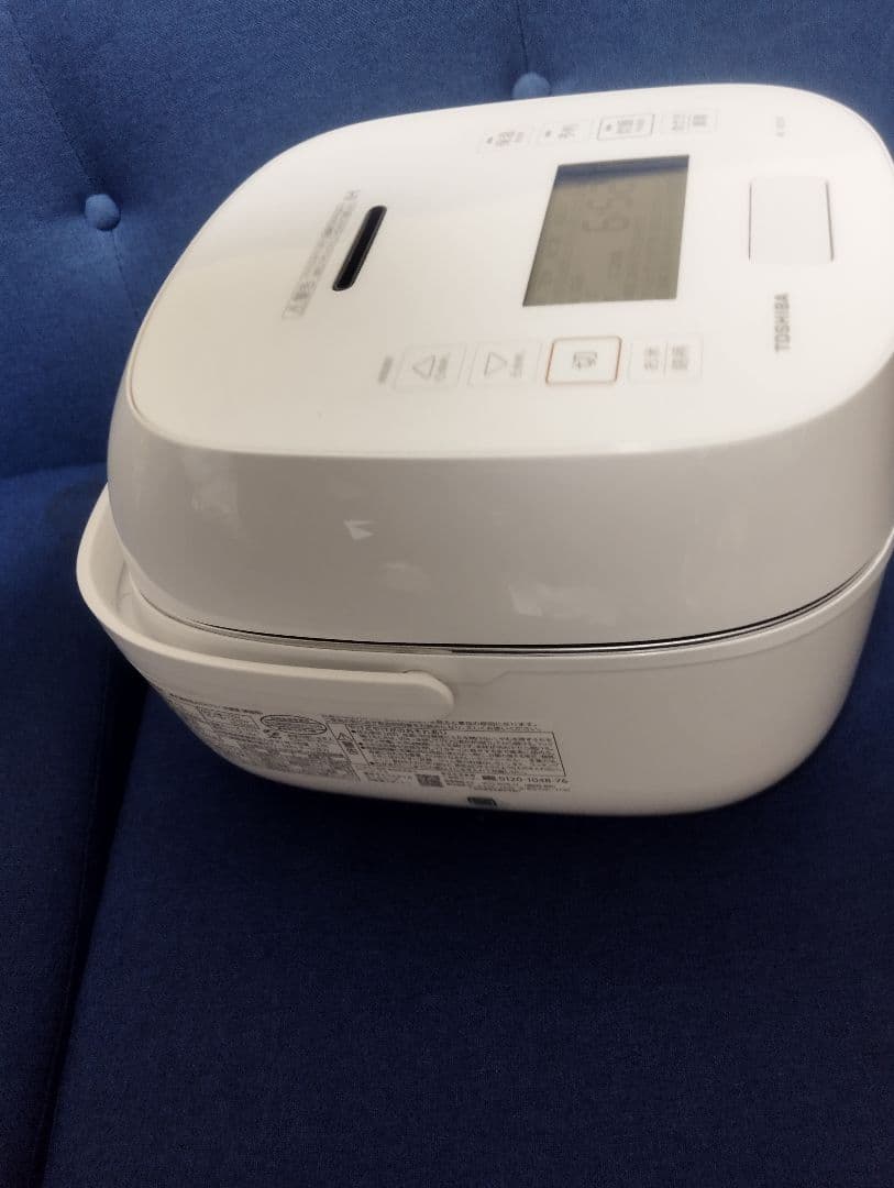 TOSHIBA RC-10V 多機能炊飯器 真空圧力IHジャー　2024年製