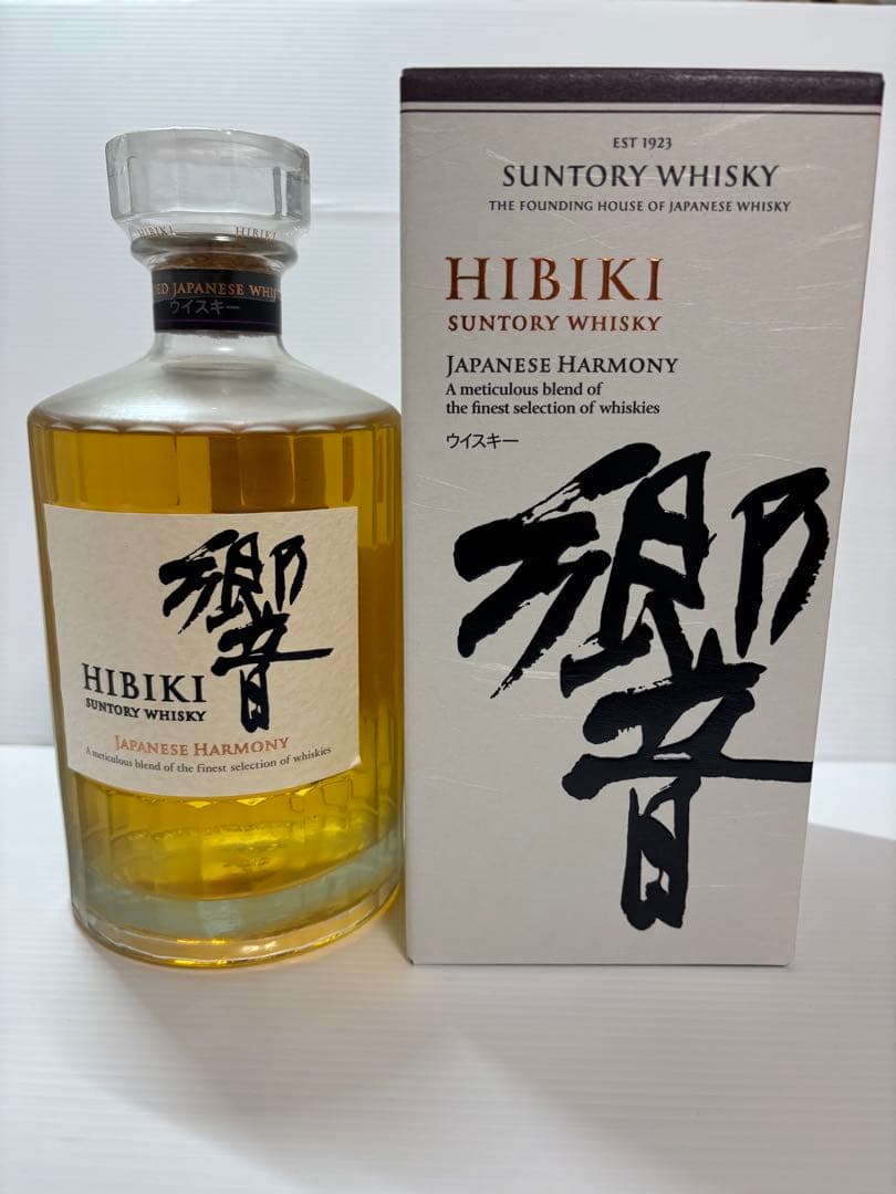 サントリー　響　Japanese Harmony 700ml 箱付き　未使用品