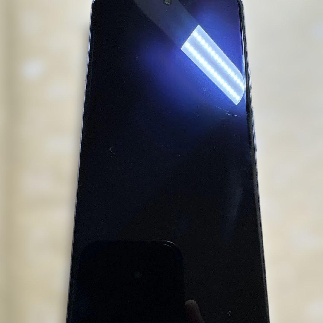 Google Pixel 8 本体 充電器付き