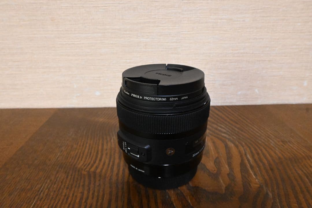 SIGMA 30mm F1.4 DC 単焦点レンズ　キャノンEFマウント