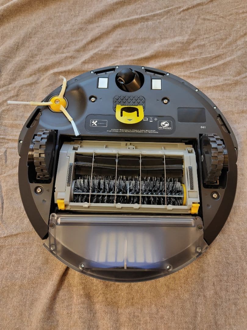 未使用　iRobot Roomba 641 本体　ルンバ