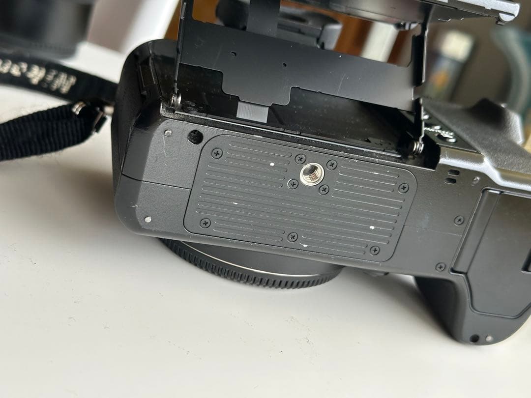 ごんざぶろう様専gfx50s ii fujifilm ボディのみ　箱付き