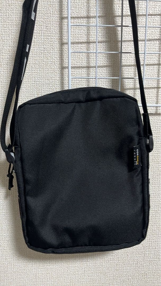 supreme シュプリームショルダーバック ※出品2月14日まで