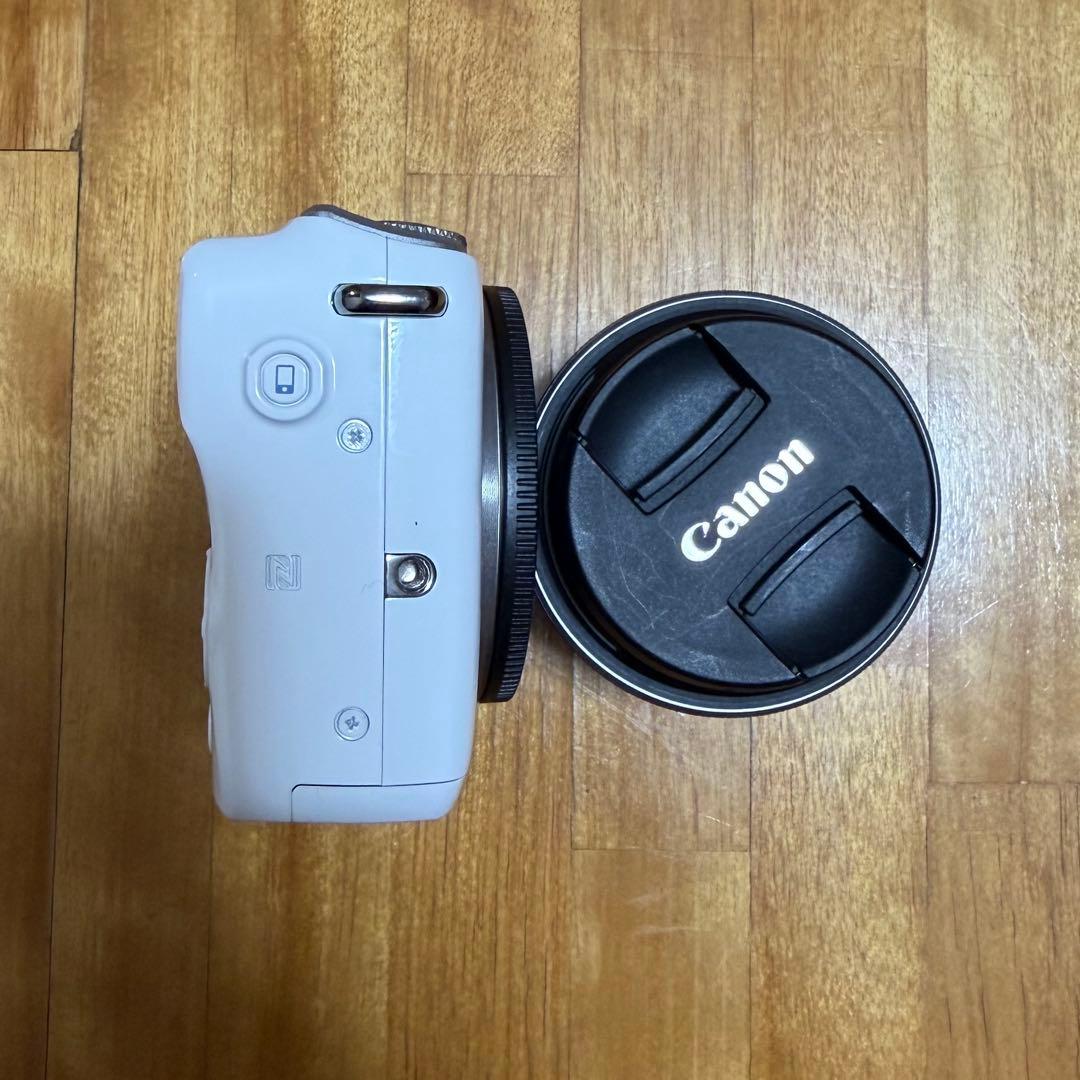 トコペデイア【極美品】Canon EOS M10 ミラーレス一眼 ホワイト