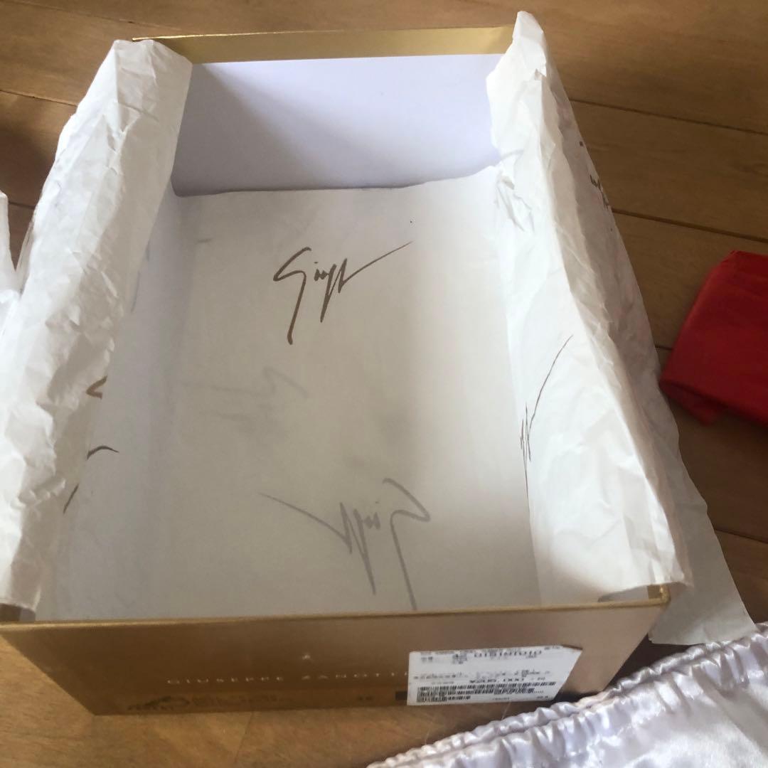 Giuseppe Zanotti ゴールドサンダル36定価205000