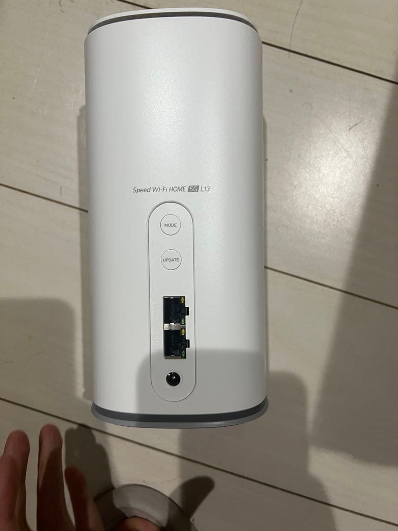 Speed Wi-Fi  5G L13 ZTR02 [ホワイト]