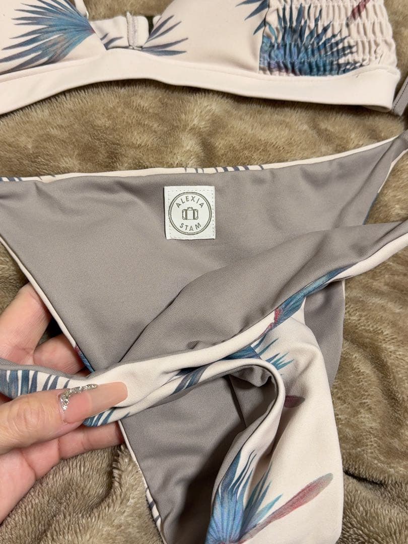 alexia stam bianca Sydney 上下セットMサイズ