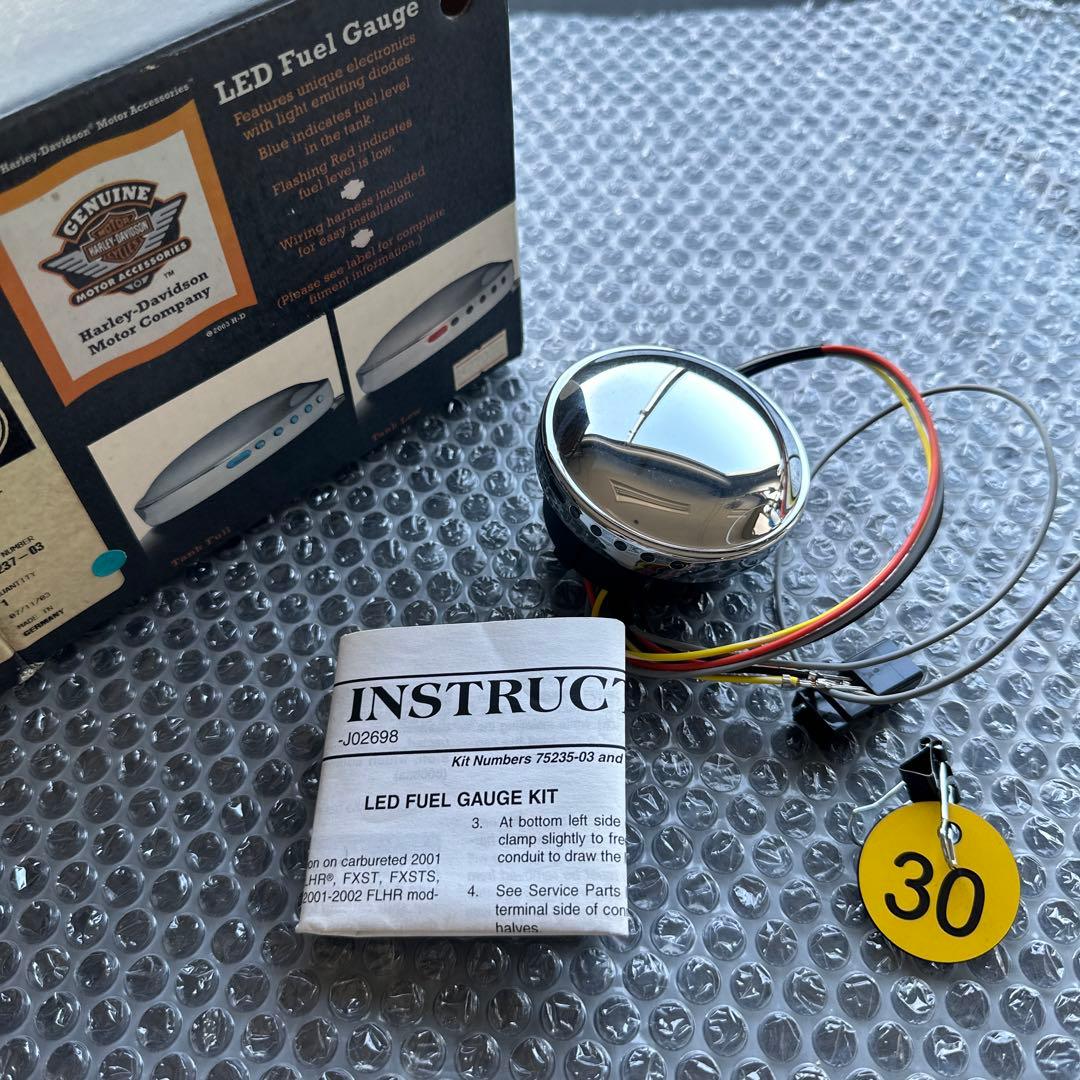 新品　ハーレー純正　LED フューエルレベルゲージ　ダイナ　ソフテイル