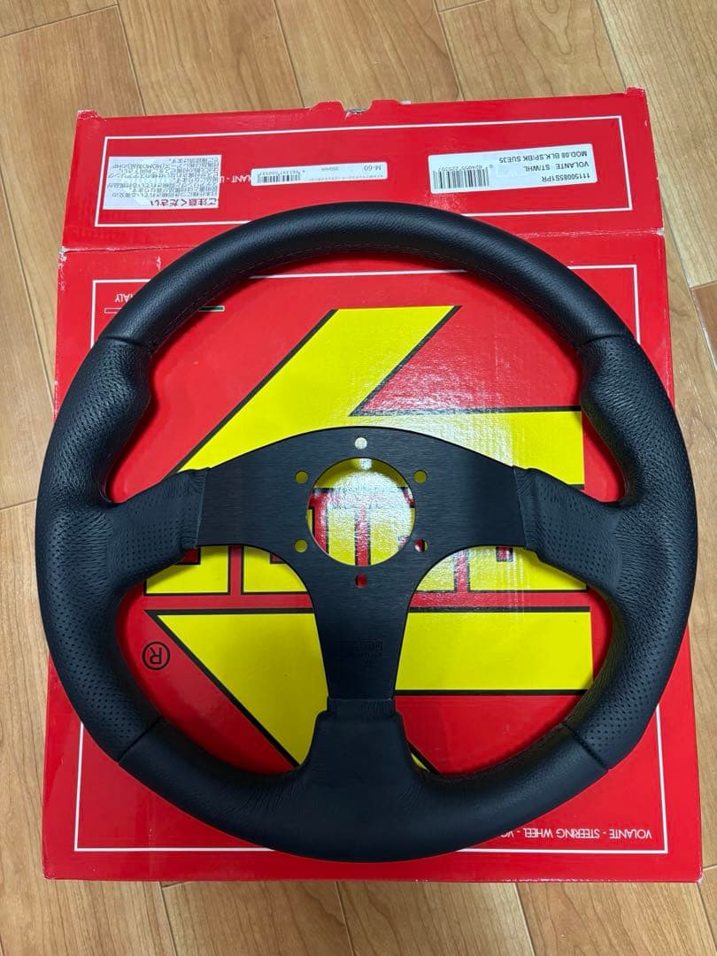 MOMO ステアリング　JET 350mm