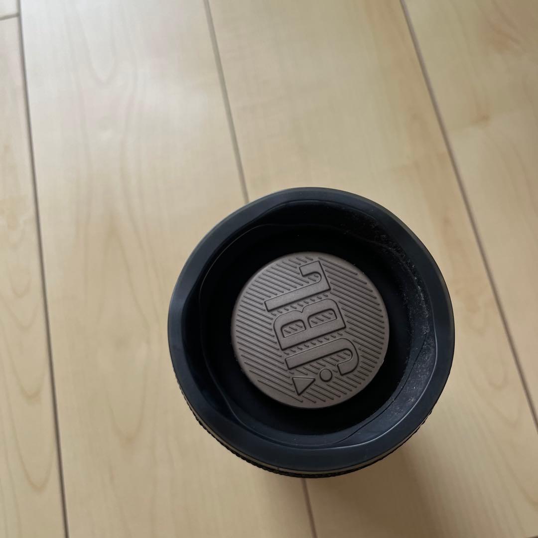 〈10月限定価格〉JBL CHARGE4