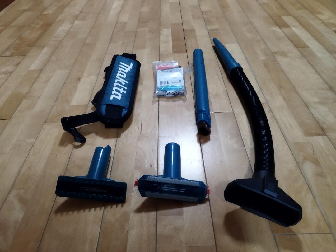 マキタ Makita 充電式クリーナ 18V CL184DZ コードレスクリーナ