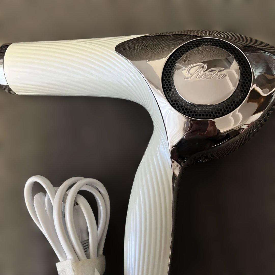 リファ　ビューティックドライヤー