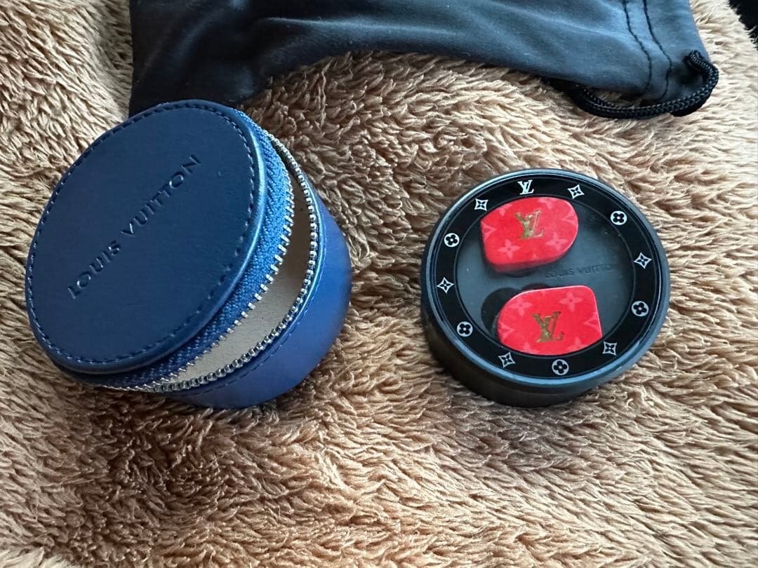 ルイヴィトン　ホライゾンイヤホン レッド×モノグラム